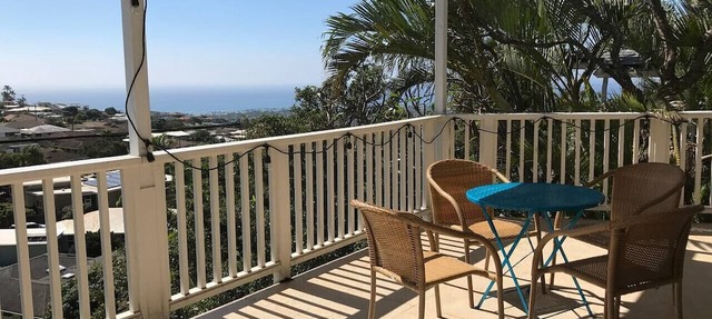 1bd/1bath Kaimuki Hill Top, Ocean View, Huge Patio