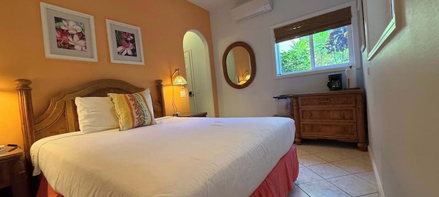 Maui Beach House Bed & Breakfast - 3 Rooms | Beach | Free Breakfast