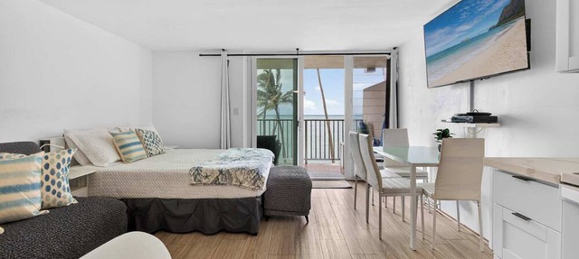 Beachfront Condo with Lanai and View