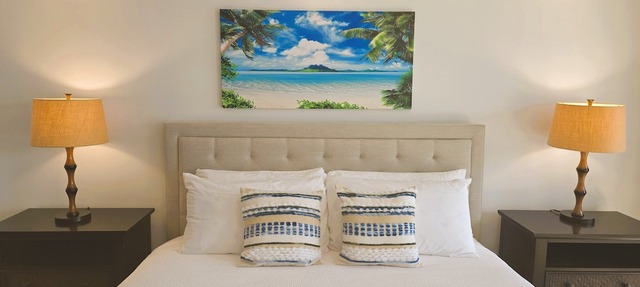 Relaxing Oceanfront Escape – Lahaina Shores 421