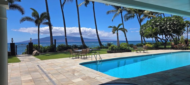 Lahaina Shores 621 – Relaxing Oceanfront Studio