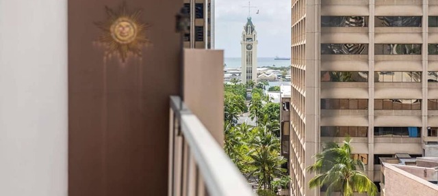11th Fl Executive Centre | Parking | Pool | Patio