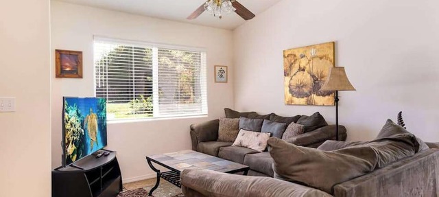 August Special! Tropical Volcano Escape with Lanai, Yard & Washer/Dryer