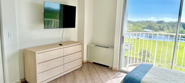 Ocean & Wailoa River Views - AC + Pool - 2BD/2BTH