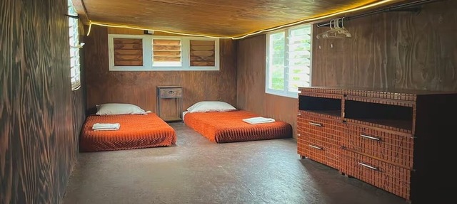 Majestic Mountain View Cabin - North Shore Oahu