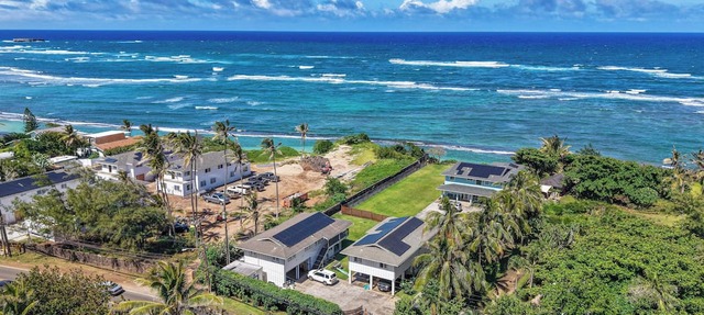 4BR Oahu Retreat - Steps to Beach - Laie Hawaii