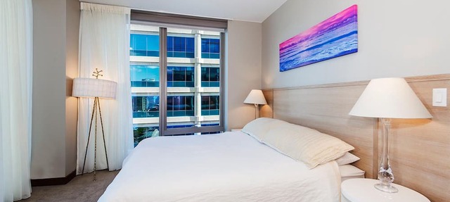 Luxury 2BR/2BA at One Ala Moana