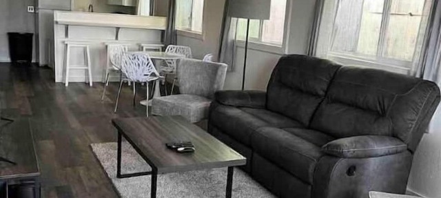 Nick's - large 3 bedroom in downtown Hilo.