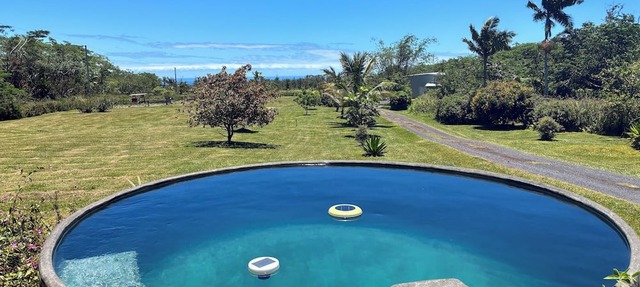 Ocean View Estate with private hiking trail and volcanically heated hot tubs.