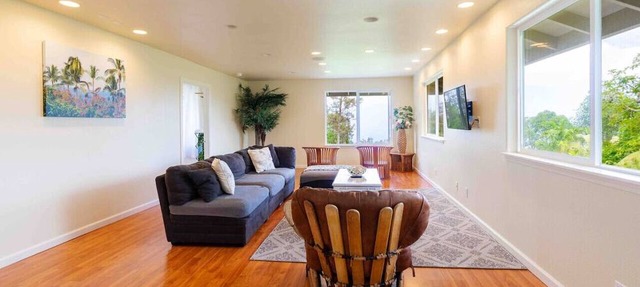 KONA CLOUD FOREST GUEST HOUSE~3 Bedrooms~