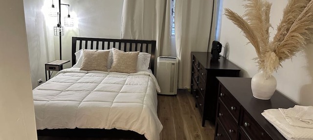 Cozy 3-bedroom apartment with WiFi in Centrally located Honolulu Salt Lake