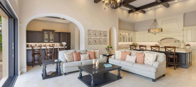 The Kahala Mansion: Luxury Home w/Pool, Golf Stimulator, AC & Beach Access