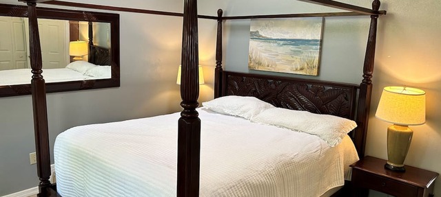 Beachfront Oasis on the North Shore of Oahu - Sleeps 6-8