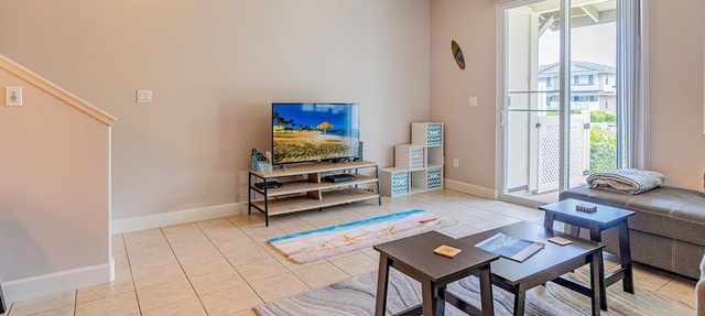 Hillside Villas 1508-2: 3BR Condo, Near Beach & Pool