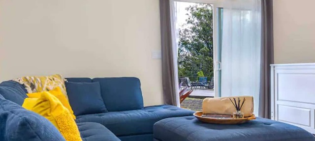 PRIVATE Ohana+7 Acres of Forrest +Wet & Dry Spa with full KITCHEN and LAUNDRY