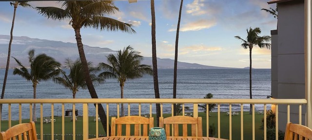 Maalaea Kai 307 Maui Prime Oceanfront King Beds w/ensuite Dedicated Workspace