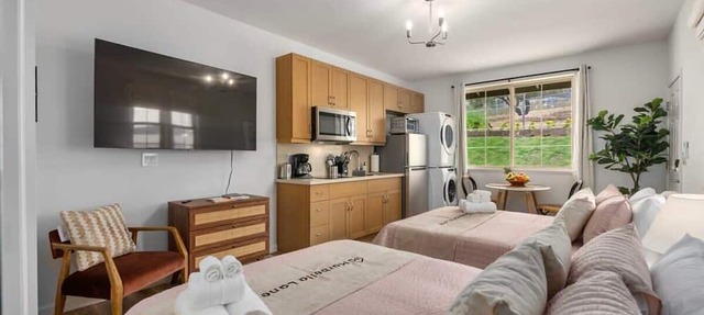 @Marbella Lane - Blissful Studio in Makaha