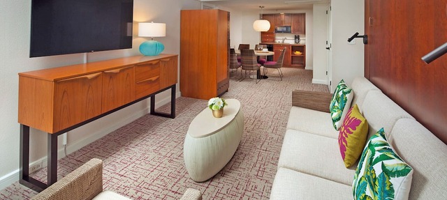 Marriott Kauai Beach Club - Beachfront Resort - Family Friendly