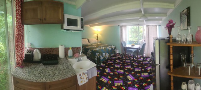 Spacious studio apartment with your own entrance