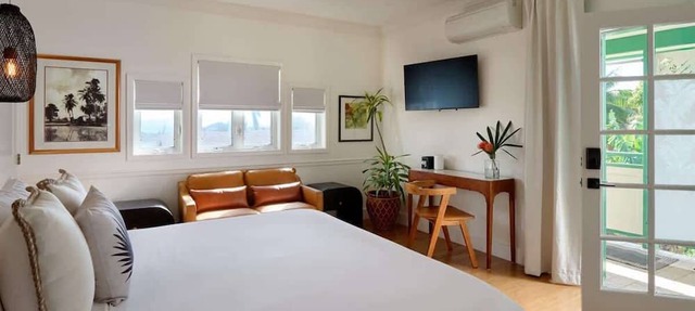 Experience luxury at The Ulu Suite | Garden patio