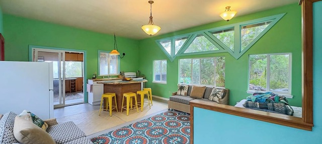 Best Window seats to Ocean Views- in wonderful Ocean View HI with WiFi