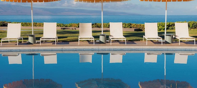 Royal Lahaina Bungalows & Spa