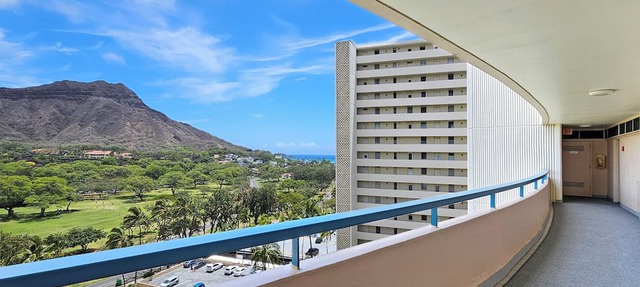 Sans Souci 1203 ⚜ 12th Floor Beachfront Studio—Sleeps 4, Smart TV & Wi-Fi