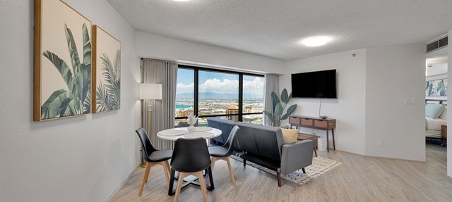Bishop Suites @ Executive Centre, Ocean View Suite #3903, Heart of Honolulu