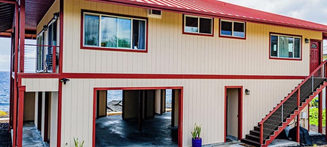 Paradise Ocean Vista- Absolute Oceanfront gorgeous views, A/C & laundry!