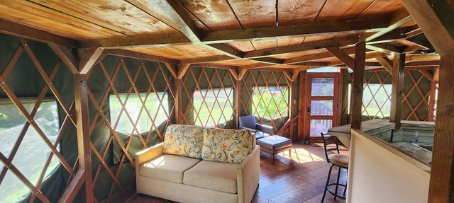 North Shore Rustic Country Lodge 2-Story Yurt By Beach Waialua Haleiwa Glamping