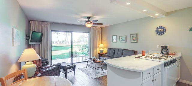 Oceanfront Molokai Shores Condo w/Pool Access!