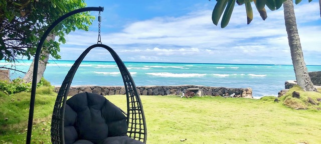Oceanfront 2-Bedroom Retreat in Ewa Beach with AC, WiFi & Direct Beach Access