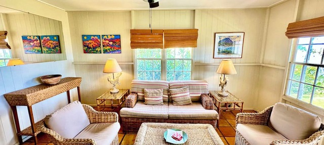 Wonderful 3 bedroom for 6 ocean view Kekaha home!