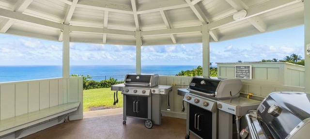Spacious Princeville Family Condo 2BR + Loft, Sleeps 6