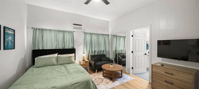 Island Escape Near Falls, Pet-Friendly Space
