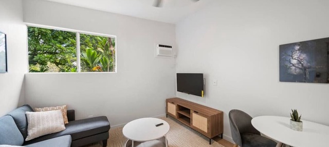 Hawaiian Getaway | Iconic Sites | Pet-Friendly
