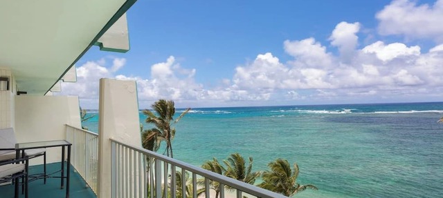 Oceanfront Mega Haven – Sleeps 24