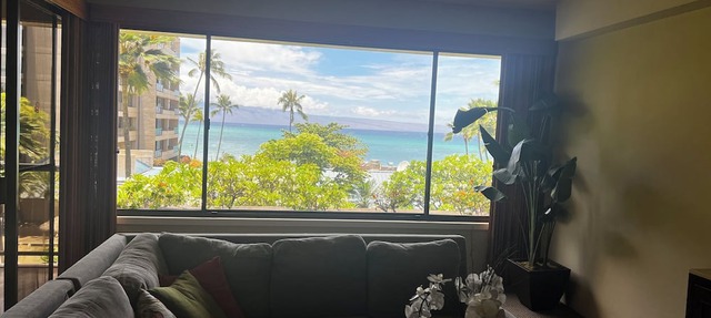 Quiet Retreat Largest 2/2 Villa sleeps 6 Maui’s Best Beach!