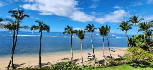 Lahaina Shores Beach Resort