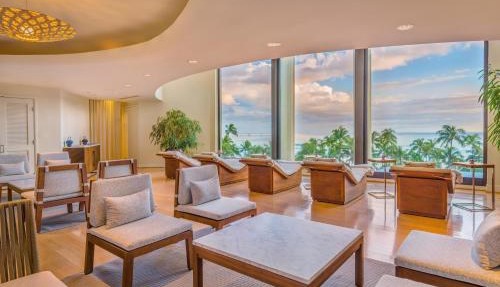 Hyatt Regency Waikiki Beach Resort & Spa