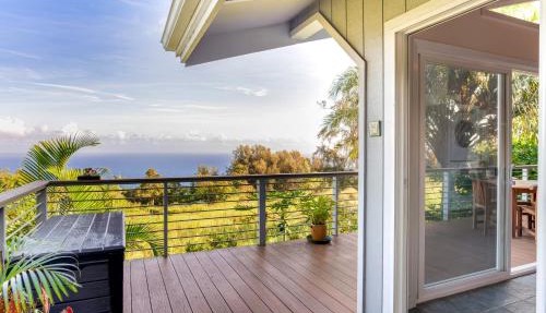 Waipio Glass House