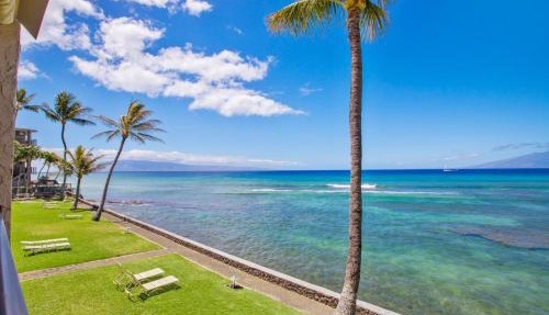 Lokelani Oceanfront 2 BR Great Family Villa Steps to Lagoon Complimentary Car with 6 Nights LOK-B203 by KBM