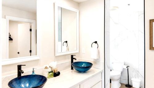 Sands Of Kahana Oceanfront 3-Bedroom Penthouse Car Included with 6 nights SOK-381 by KBM