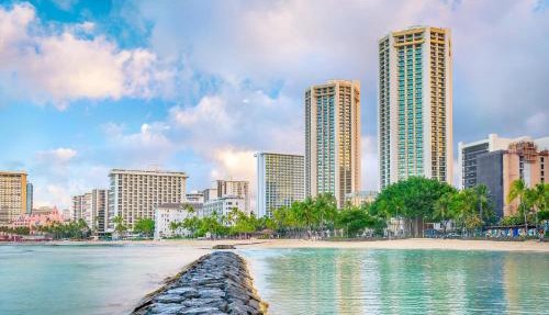 Hyatt Regency Waikiki Beach Resort & Spa