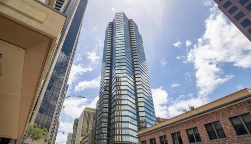 Executive Center 1604
