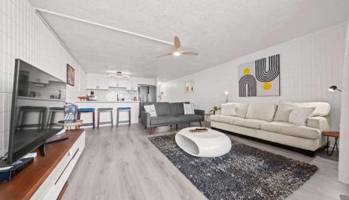 Beachfront Condo with Ocean View