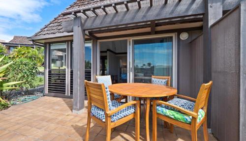 #04 Black Sand Beach Condo