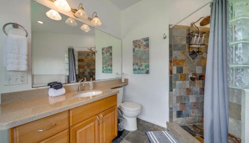 Lush Puna Coast Escape! Spacious Home w/Pool