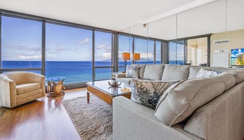 Stunning Kaanapali Oceanfront! Mahana 1107!