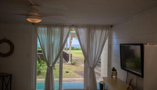 Ground Level Beachfront Studio